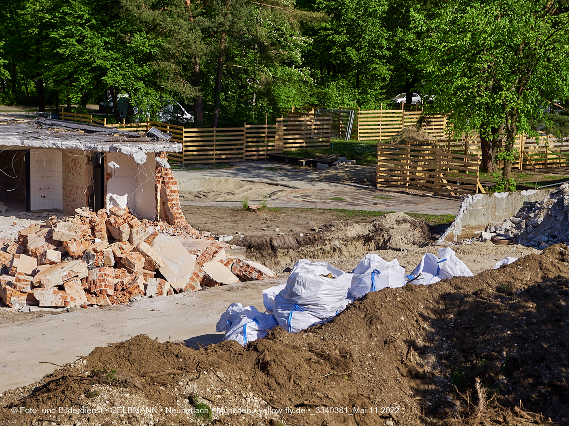 11.05.2022 - Baustelle am Haus für Kinder in Neuperlach
